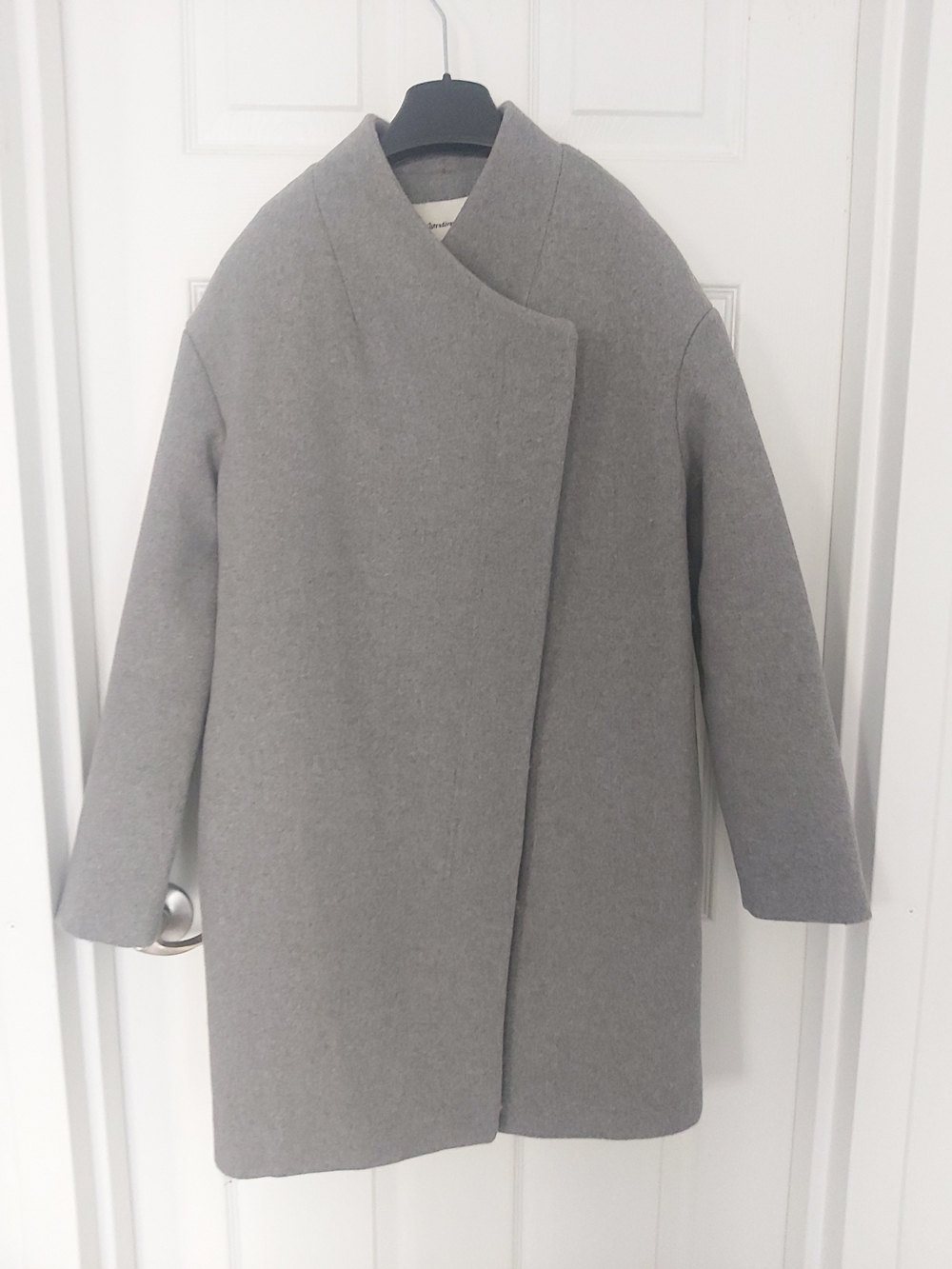 Minimalist Gray Wool-Blend Coat - Women's Jacket